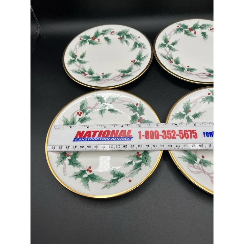 Mikasa Ribbon Holly Christmas 5/8